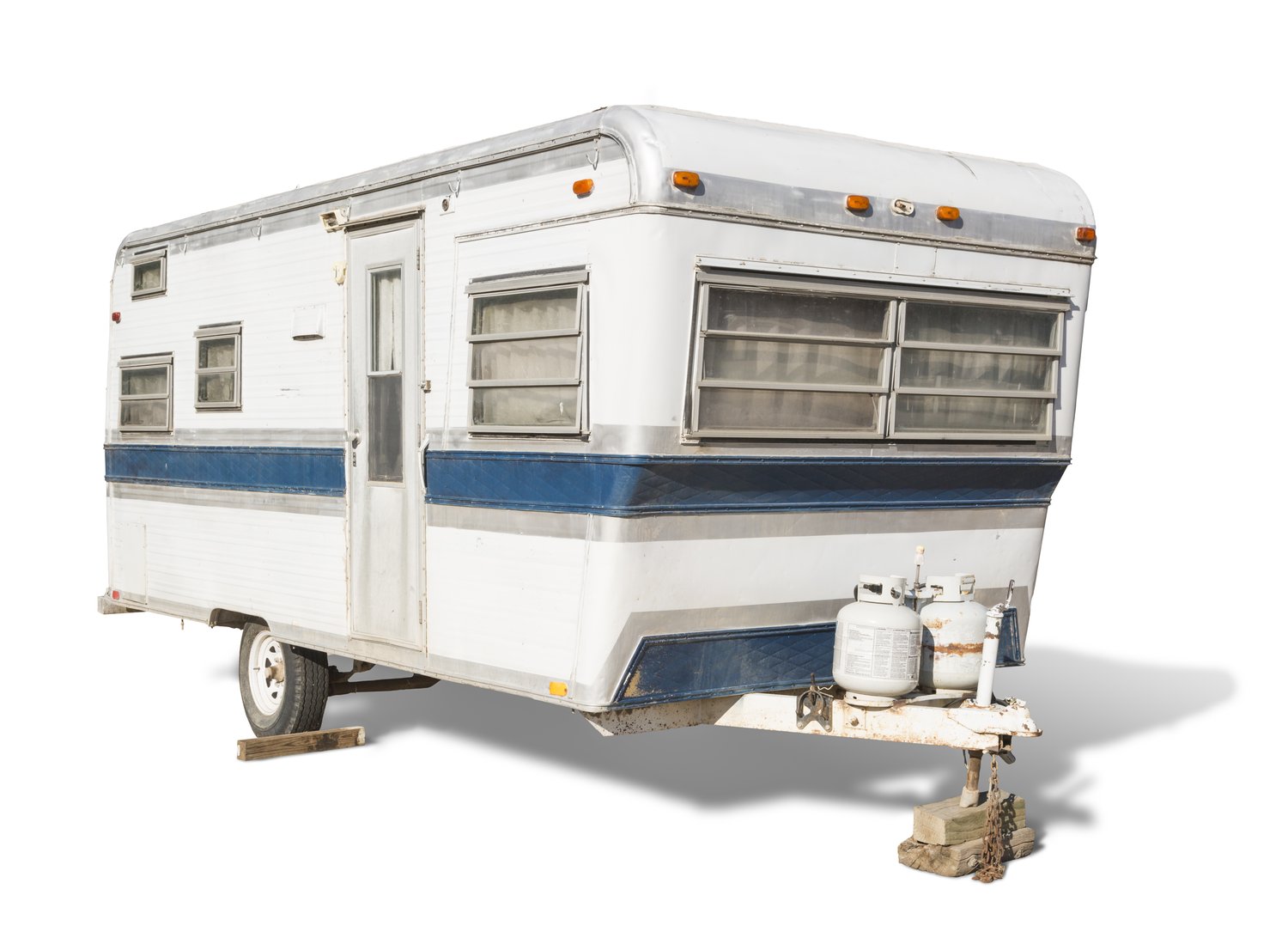Jak wybrać idealną przyczepę kempingową na pierwszą wyprawę